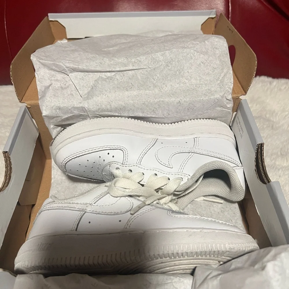 Nike Air Force 1 White Sneakers